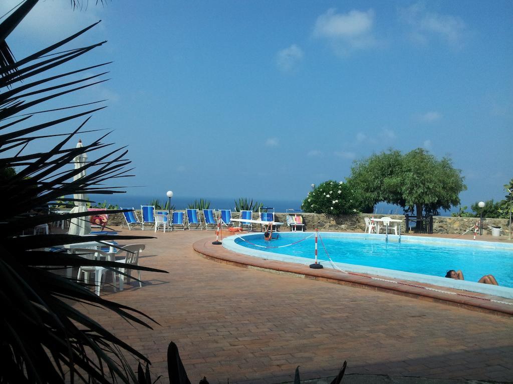 Gli Appartamenti Degli Dei Milazzo Værelse billede